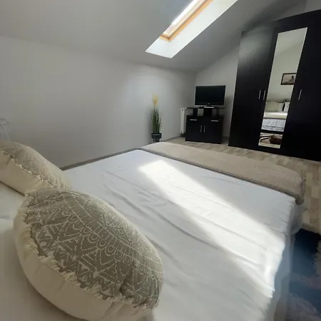 Enjoy - Skylight